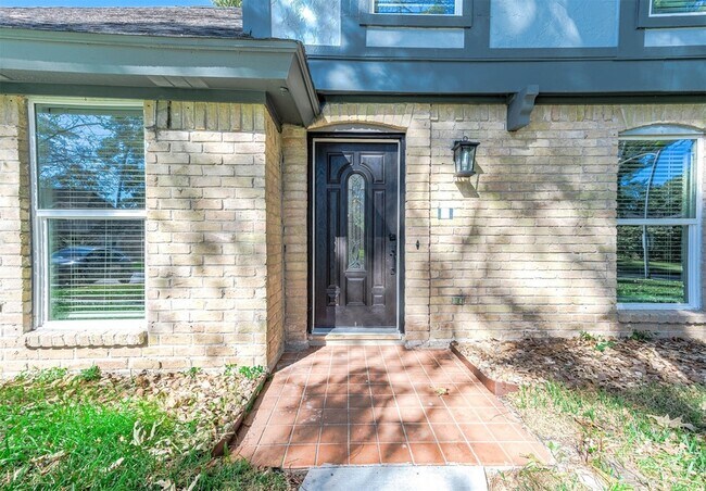 Building Photo - 3511 Tree Ln