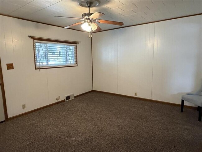 Building Photo - 820 Jacoby Rd