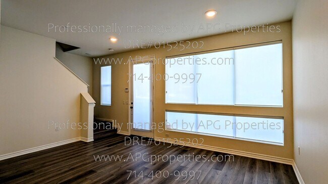 Building Photo - 13217 San Antonio Dr