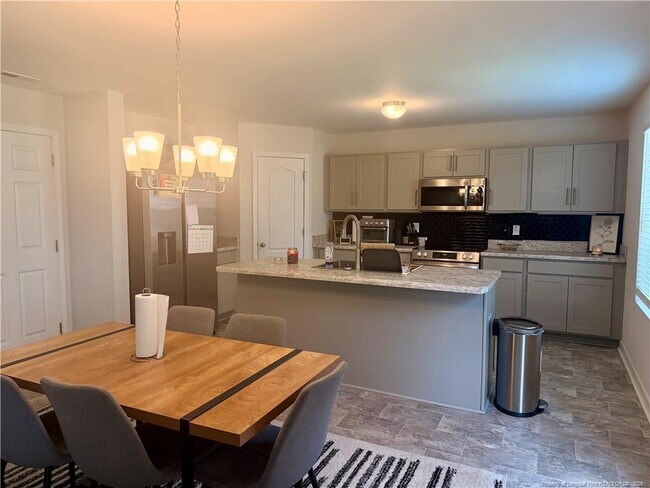 Building Photo - 158 Craftsman Ct