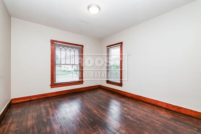 Building Photo - 363 E Cecil St