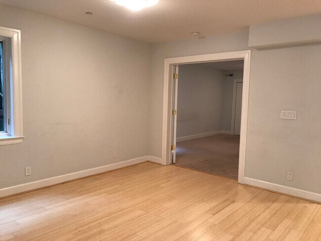 Building Photo - 708 Ashbury Street