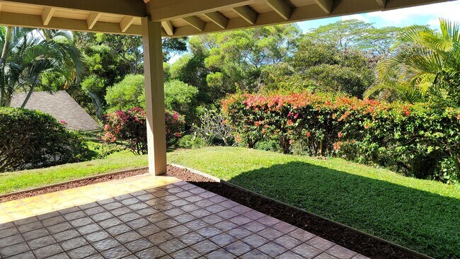 Building Photo - Newly Renovated 3 BD / 2 BA Townhome in Pearl City!