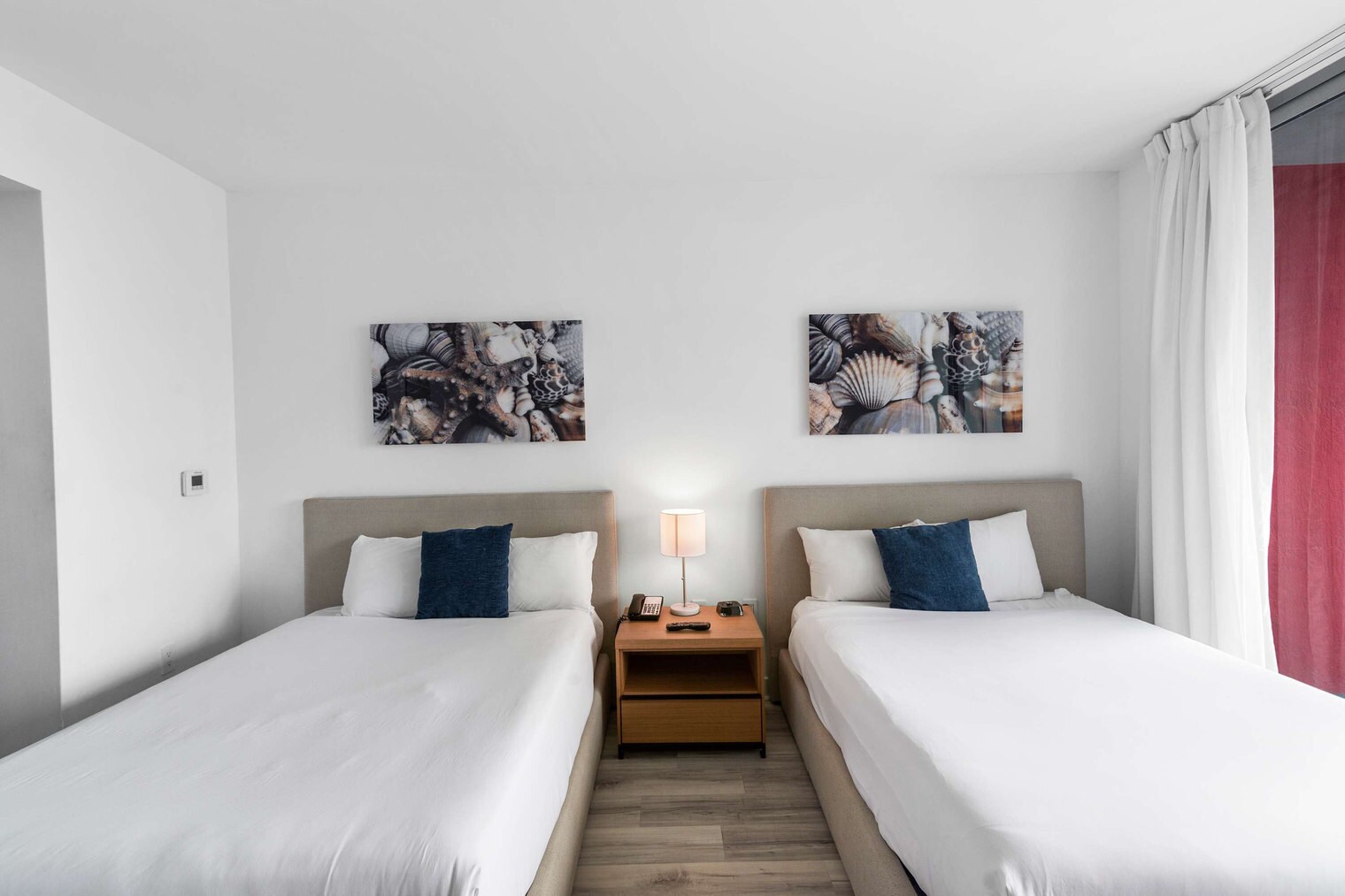 Building Photo - 2602 Hallandale Beach Blvd