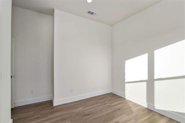 Building Photo - 2722 Eastridge Blvd