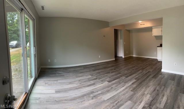 Building Photo - 4233 Middlebranch Ave NE