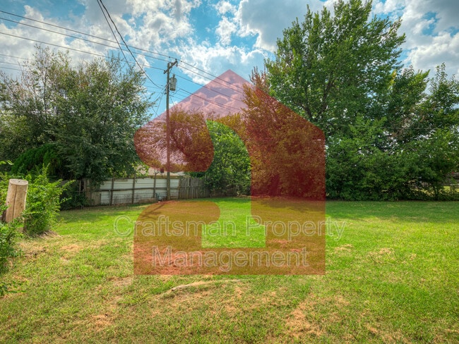 Building Photo - 2926 NW 72nd St