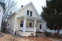 Building Photo - COMING SOON-2 Bedroom 1 Bathroom Home-1520 D Ave NE