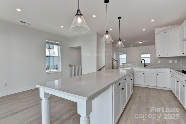 Building Photo - 12032 Storm Ln