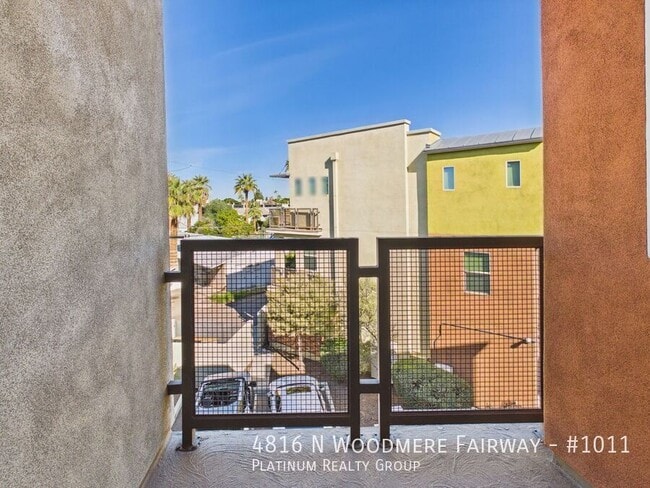 Building Photo - 4816 N Woodmere Fairway