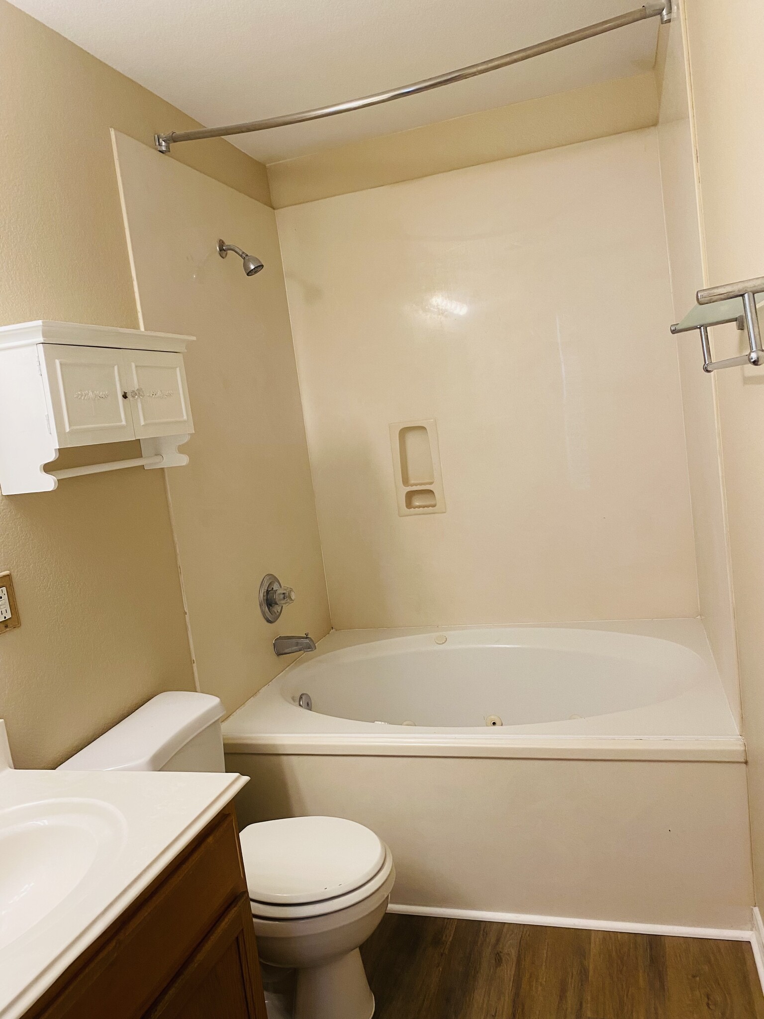 Building Photo - 14111 Prosperity Ridge Dr