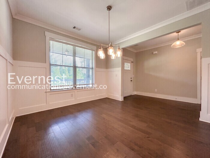 Building Photo - 6010 Winding Lakes Dr