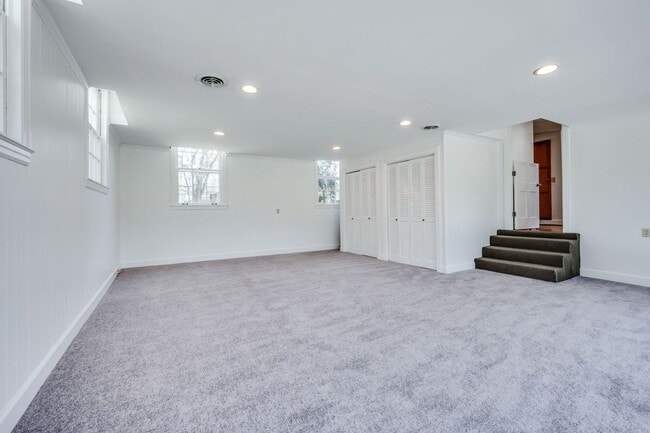 Building Photo - 795 Greeley Dr