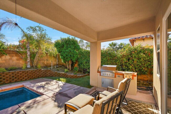 Building Photo - 80215 Queensboro Dr