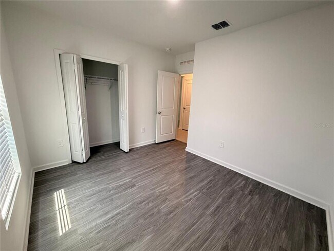 Building Photo - 1432 Loxley Trl