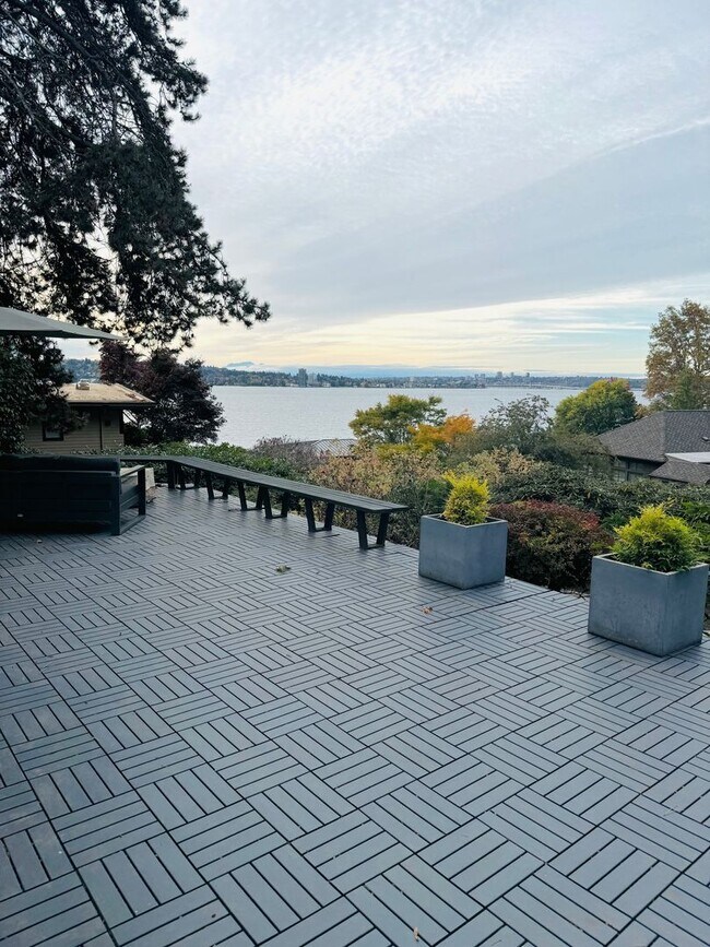 Building Photo - 4Bd/2.25Ba Medina House