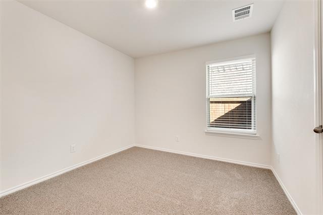 Building Photo - 3307 Watterson Wy