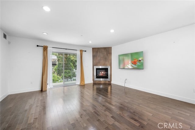 Building Photo - 11023 Fruitland Dr