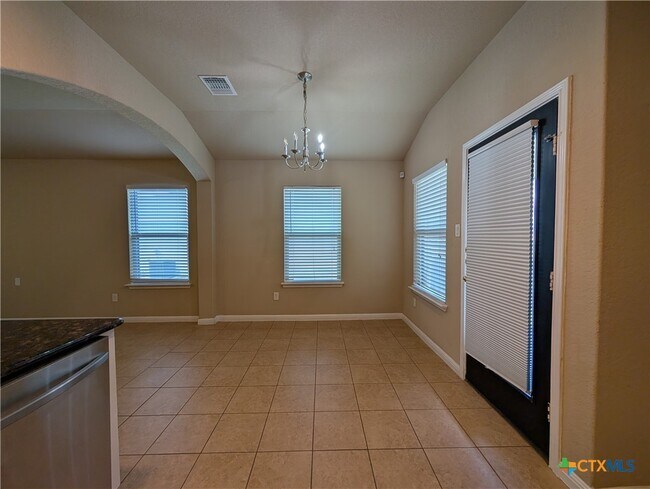 Building Photo - 2587 Diamondback Trail