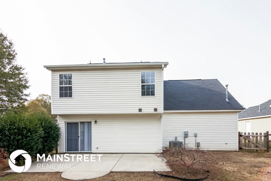 Building Photo - 106 Camforth Dr