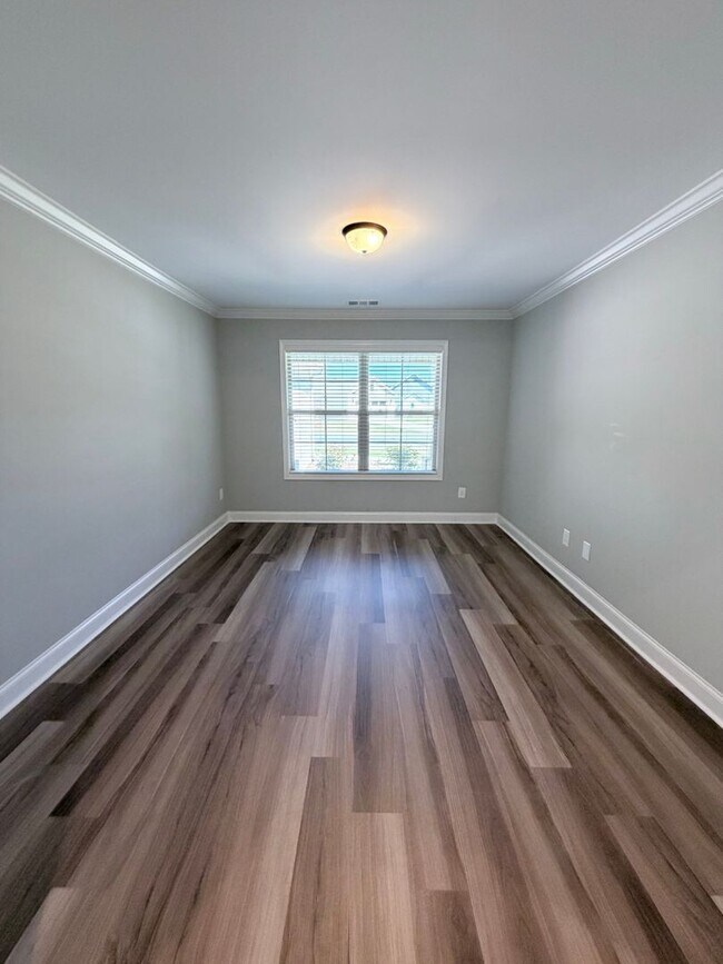 Building Photo - 219 Otters Rdg Dr