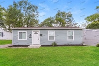 Building Photo - 9585 Loralinda Dr