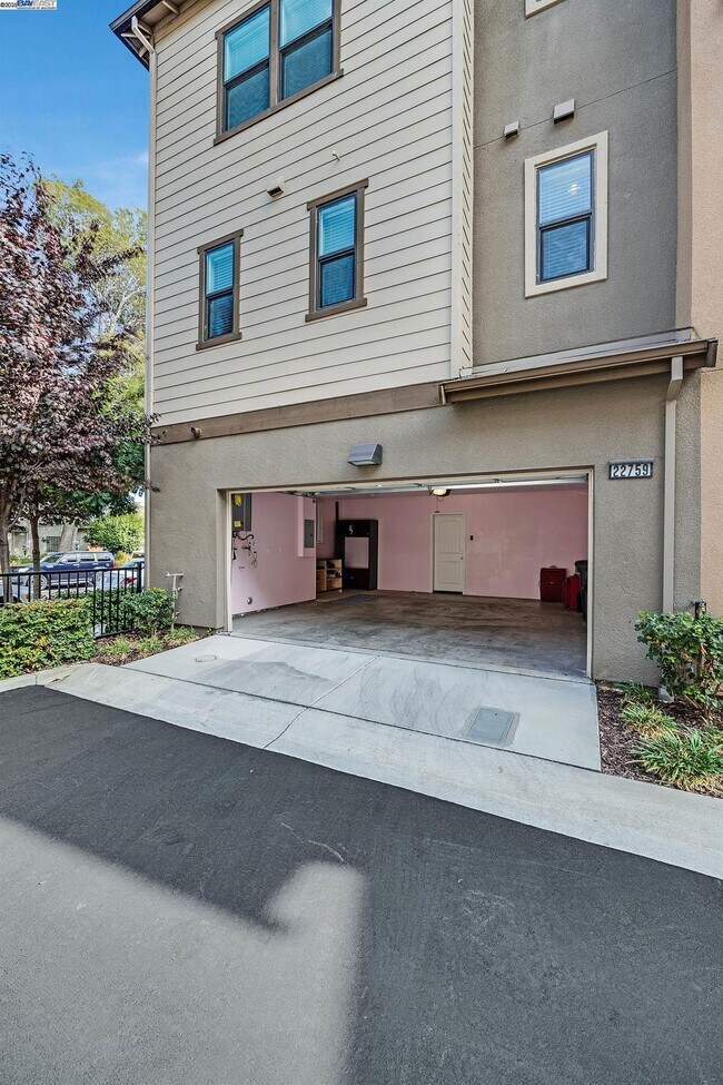 Building Photo - 22759 Filbert St