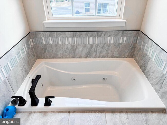 Building Photo - 24604 Cervelo Ter