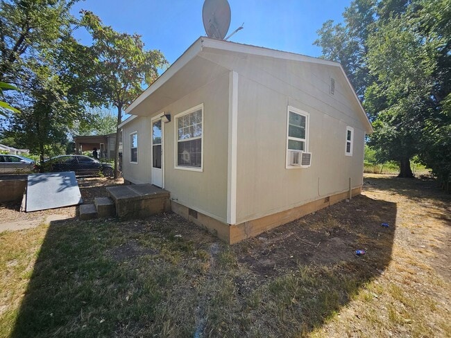 Building Photo - Charming 2-Bedroom, 1-Bathroom Home in Duncan, Oklahoma