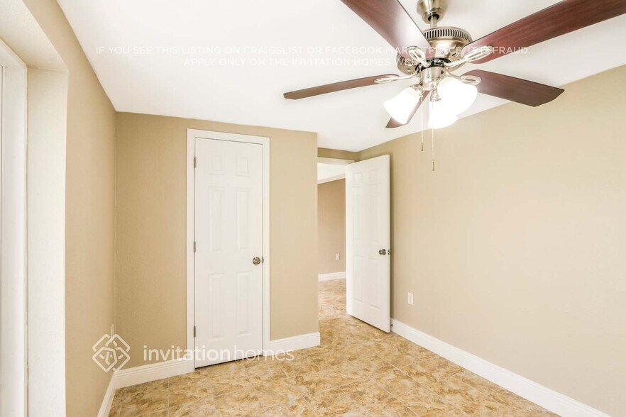 Building Photo - 7410 Ivanhoe Dr