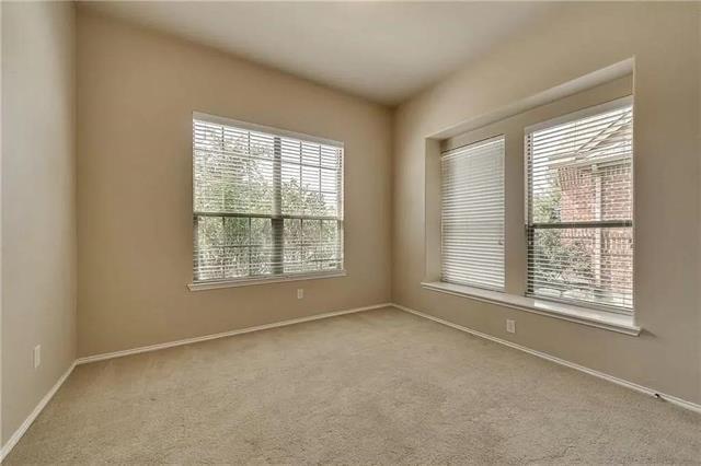 Building Photo - 914 Mangrove Dr