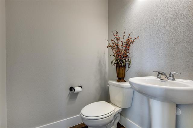 Building Photo - 1000 C N Kentucky St