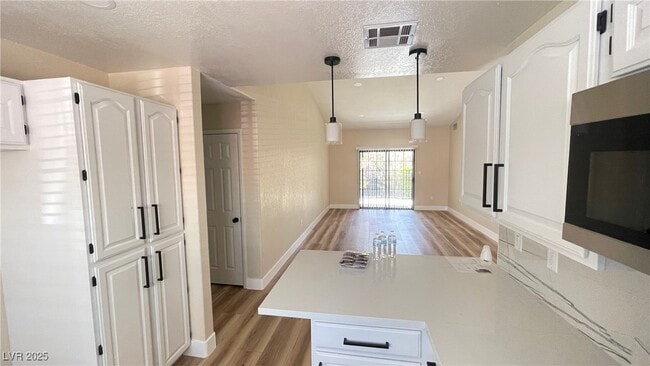 Building Photo - 2851 S Valley View Blvd