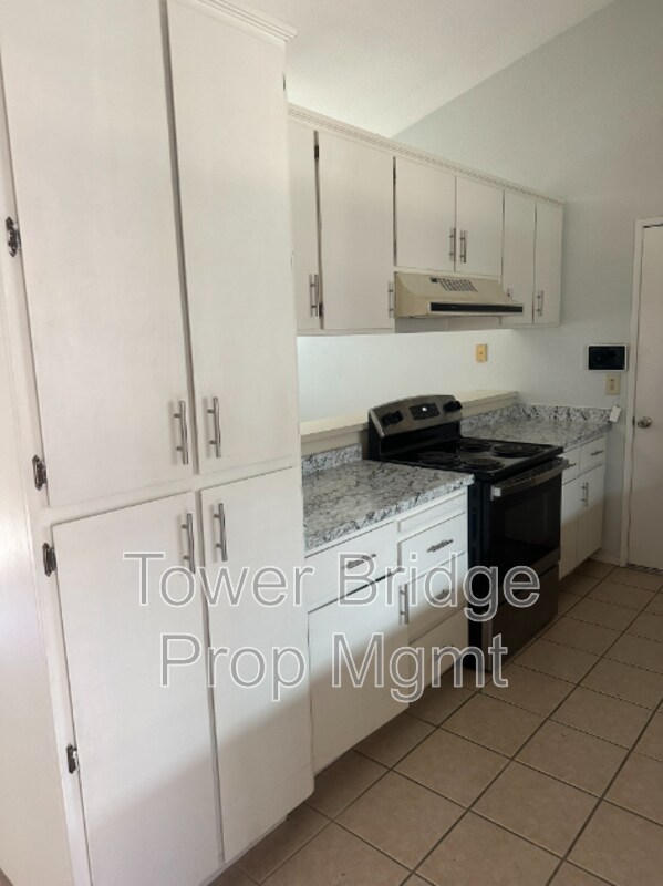 Building Photo - 1349 Chignahuapan Way