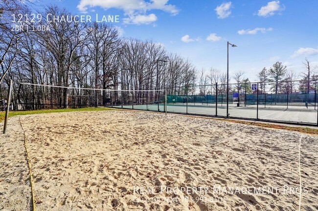 Building Photo - 12129 Chaucer Ln