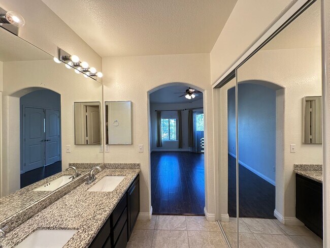 Building Photo - Finisterre Condo