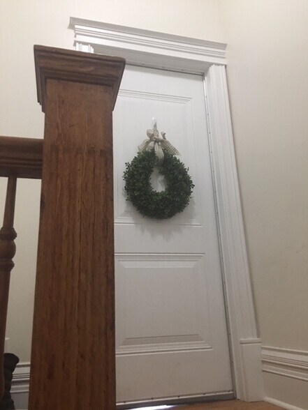 Landing - 2129 W Potomac Ave