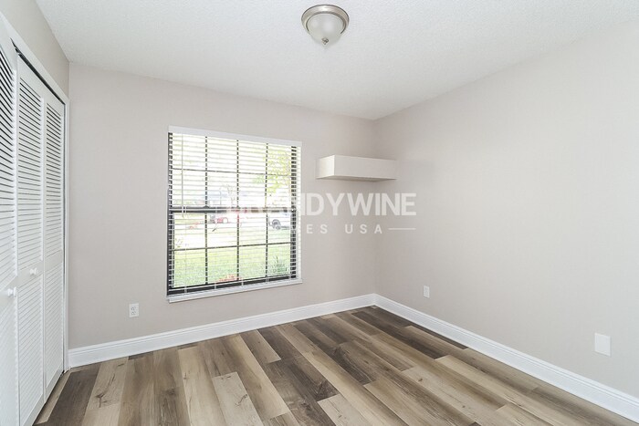 Building Photo - 1019 Wainright Dr