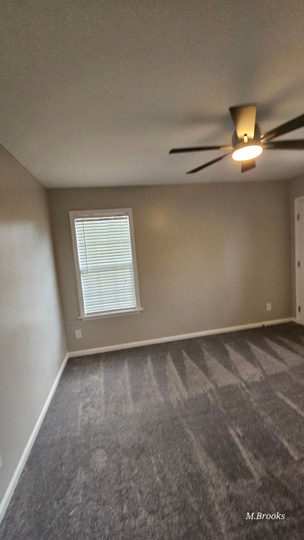 Building Photo - Country living but conveniently located in Kingsgate S/D in North Lowndes County near Moody AFB.
