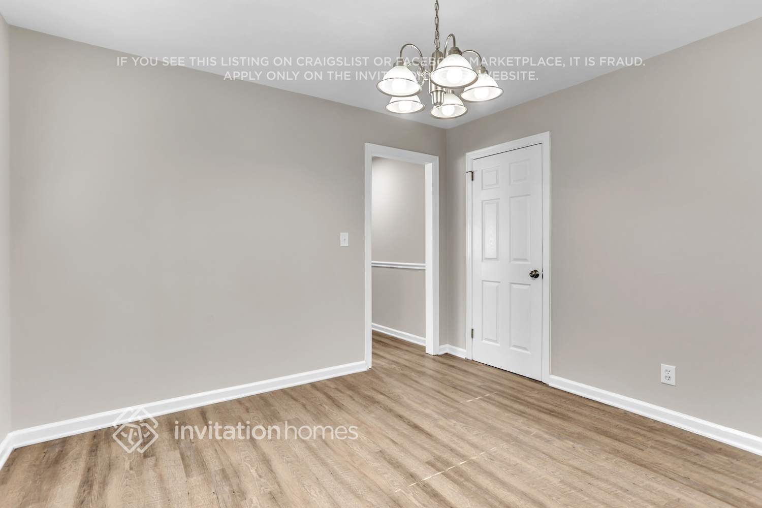 Building Photo - 2367 Fox Dr