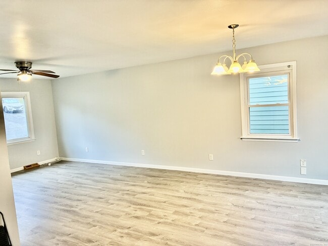 Building Photo - 112 Peabody St