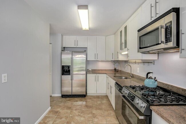 Building Photo - 9039 Sligo Creek Pkwy