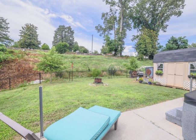 Building Photo - Newer Build House for Rent, Available Sept...