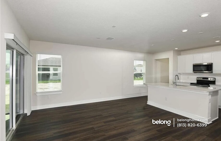 Building Photo - 11752 Moonsail Dr