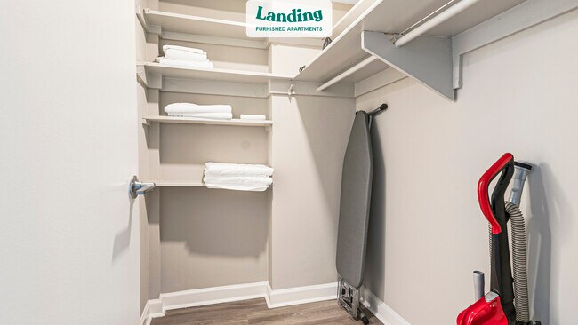 Building Photo - 1200 S Courthouse Rd