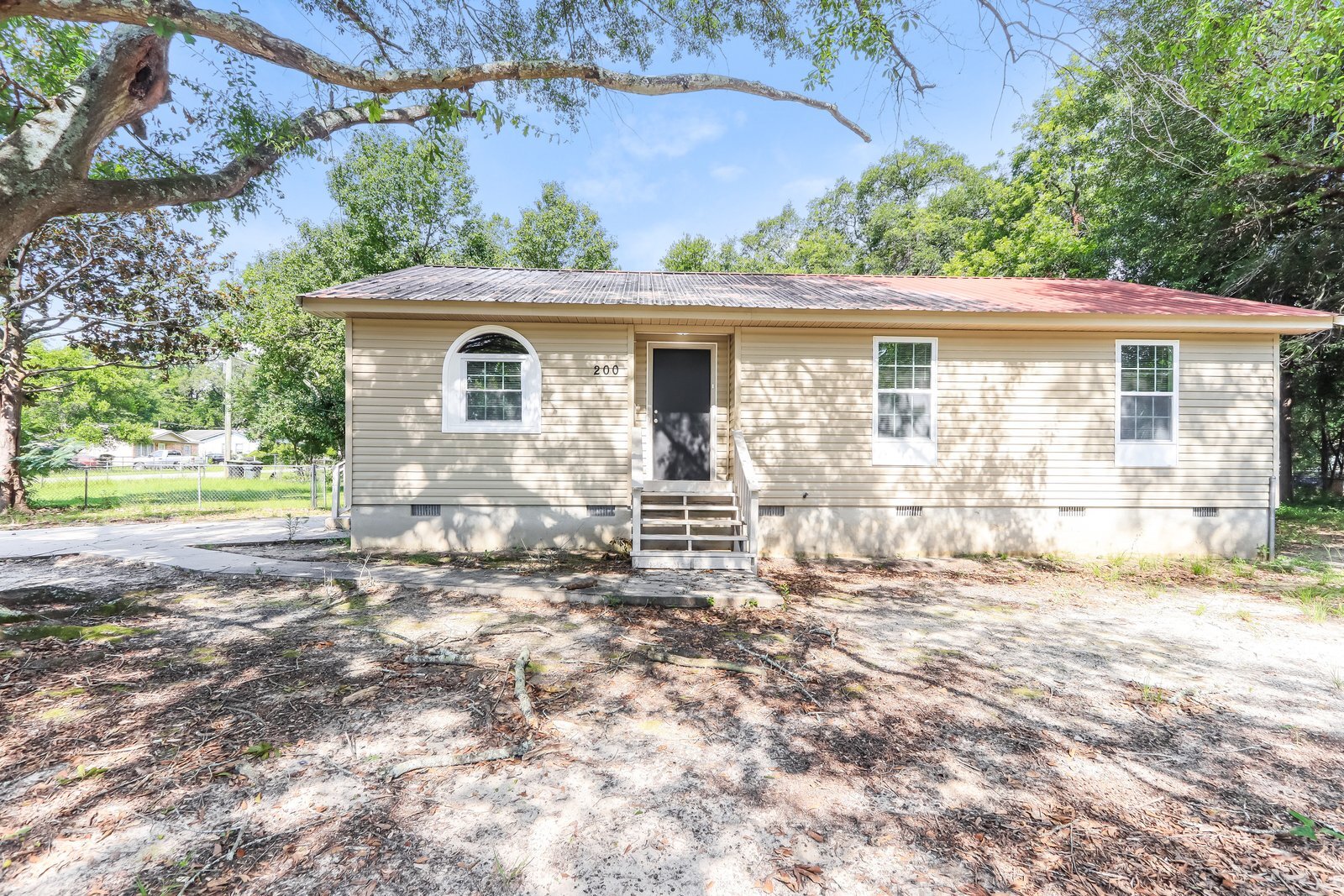 Building Photo - 200 Sunstede Rd