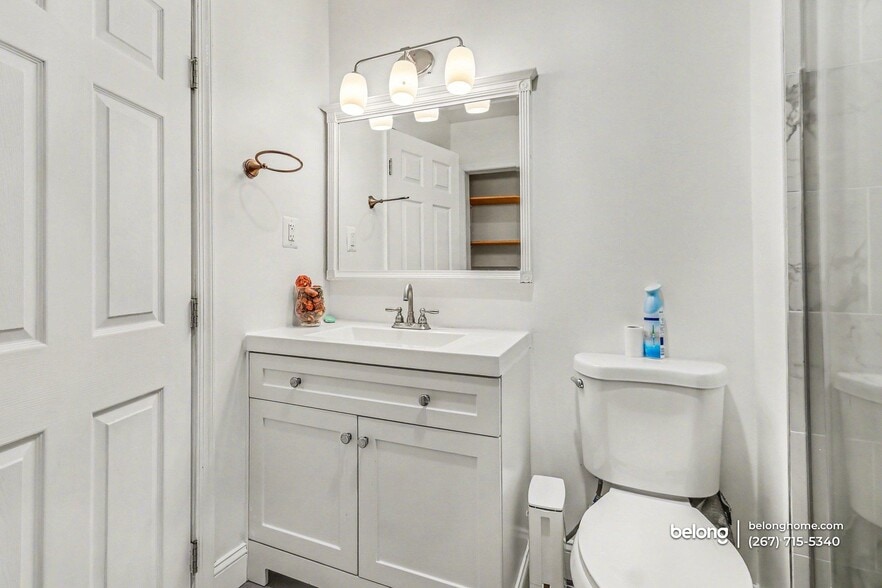 Building Photo - 174 E Huntingdon St