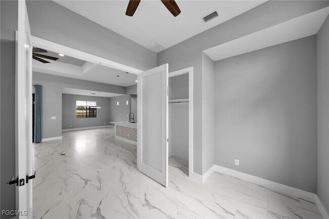 Building Photo - 1201 SW 8th Pl