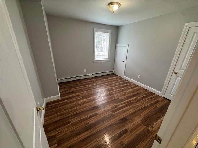 Building Photo - 136 Almy St