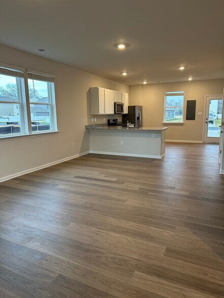 Building Photo - 10964 Farmerfield St